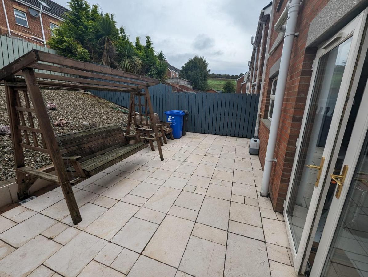 House In Belfast Villa Exterior photo